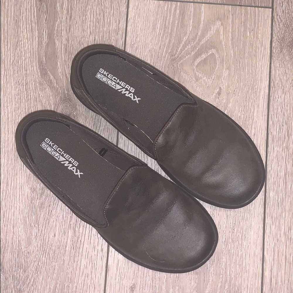 • SKECHERS • goga max walking shoe